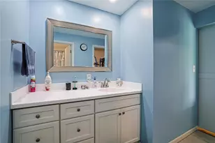 8910 Springrun Ln, Washington Twp, OH 45458 - Photo 29