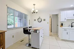8910 Springrun Ln, Washington Twp, OH 45458 - Photo 21