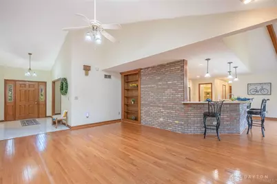 287 Southwood Trail, Beavercreek, OH 45440 - Photo 3