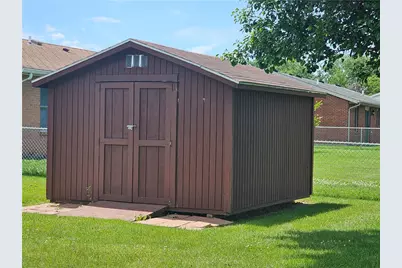 428 Buckeye Drive, Eaton, OH 45320 - Photo 5