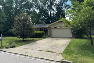 1150 Sylvan Dr, Wilmington, OH 45177 - Photo 3