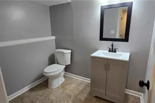 5880 Woodstone Dr, Trotwood, OH 45426 - Photo 13