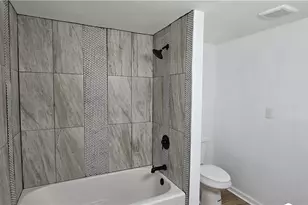 5880 Woodstone Dr, Trotwood, OH 45426 - Photo 15