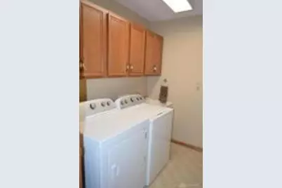 858 Trent Close, Springfield, OH 45503 - Photo 17