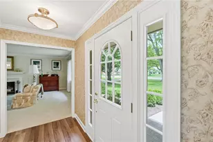 550 Evans Ln, Washington Twp, OH 45459 - Photo 7