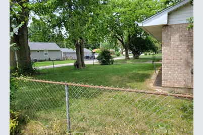 4777 Dawnwood Drive, Clayton, OH 45415 - Photo 9