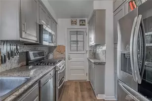 360 East Dr, Oakwood, OH 45419 - Photo 15
