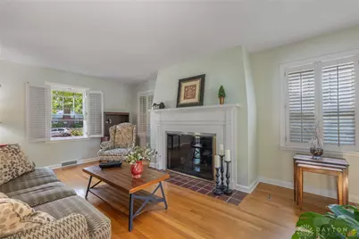360 East Drive, Oakwood, OH 45419 - Photo 7