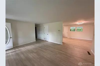 5705 Tibet Drive, Huber Heights, OH 45424 - Photo 17