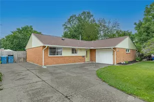 6317 Rosebury Dr, Huber Heights, OH 45424 - Photo 1