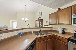 2636 Harding Ct, Beavercreek, OH 45431 - Photo 13