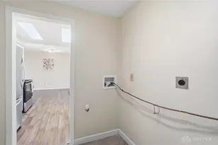 7329 Kirkview Dr, Huber Heights, OH 45424 - Photo 23