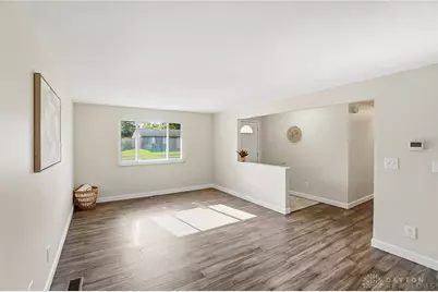 7329 Kirkview Drive, Huber Heights, OH 45424 - Photo 7