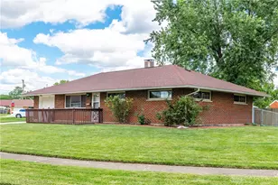 4311 Mahler Dr, Huber Heights, OH 45424 - Photo 3
