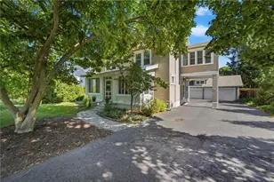 25 Park Rd, Oakwood, OH 45419 - Photo 1