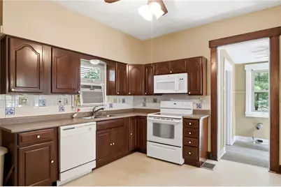 165 S 1st Street, Miamisburg, OH 45342 - Photo 11