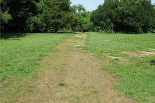 1460 Olt Rd Ext Rd, Jefferson Twp, OH 45417 - Photo 7