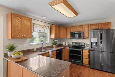 1111 Doe Circle, Fairborn, OH 45324 - Photo 7