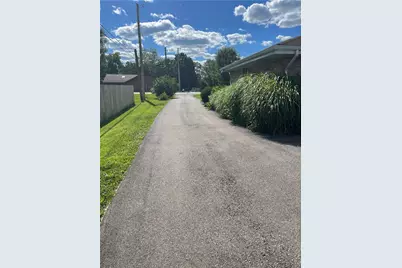 4052 Old Troy Pike, Riverside, OH 45404 - Photo 13
