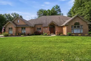 9301 Patriot Woods Ct, Washington Twp, OH 45458 - Photo 7