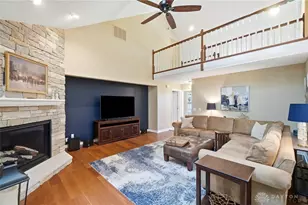 9301 Patriot Woods Ct, Washington Twp, OH 45458 - Photo 15