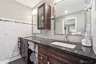 9301 Patriot Woods Ct, Washington Twp, OH 45458 - Photo 39