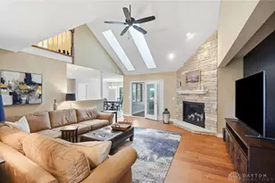 9301 Patriot Woods Ct, Washington Twp, OH 45458 - Photo 13