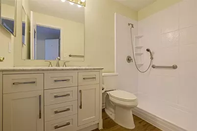 5984 Meadow Creek Drive #6, Miami Township, OH 45150 - Photo 17