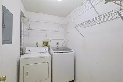 5984 Meadow Creek Drive #6, Miami Township, OH 45150 - Photo 21
