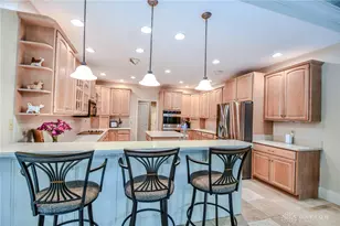 7266 Meeker Creek Dr, Butler Twp, OH 45414 - Photo 27