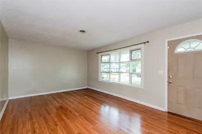 311 Skyview Drive, Vandalia, OH 45377 - Photo 5