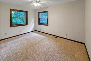 740 W Whipp Rd, Washington Twp, OH 45459 - Photo 17