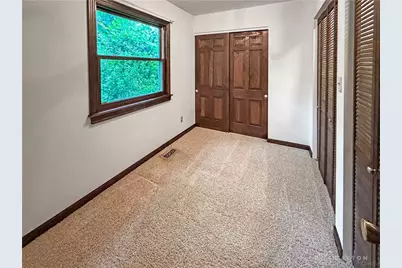 740 W Whipp Road, Washington Twp, OH 45459 - Photo 15