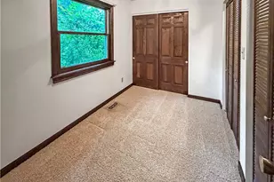 740 W Whipp Rd, Washington Twp, OH 45459 - Photo 15