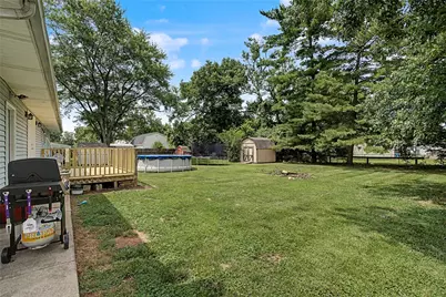 8115 Sue Avenue, Franklin, OH 45005 - Photo 33