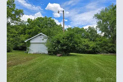 1410 S Central Drive, Beavercreek, OH 45432 - Photo 7