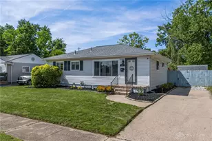 5401 Bayside Dr, Riverside, OH 45431 - Photo 7