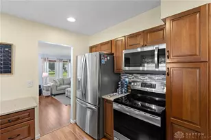 5401 Bayside Dr, Riverside, OH 45431 - Photo 5