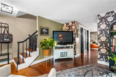 2602 S Kings Arms Circle, Centerville, OH 45440 - Photo 7