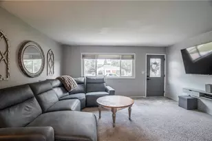 133 Hartman Ave, Tipp City, OH 45371 - Photo 5
