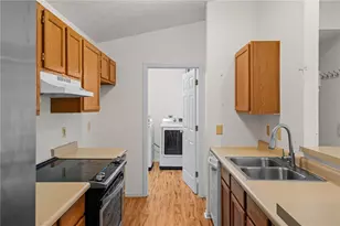 6635 Brigham Sq, Centerville, OH 45459 - Photo 13