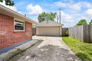 2144 Mountview Cir, Dayton, OH 45414 - Photo 35