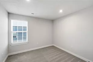 414 Sydney Dr, Tipp City, OH 45371 - Photo 25