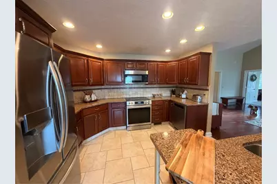 2049 N Highlander Drive, Xenia, OH 45385 - Photo 9
