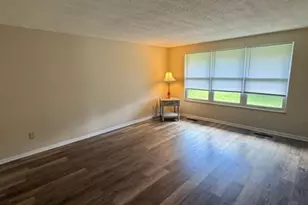 1389 Mapleridge Dr, Fairborn, OH 45324 - Photo 9