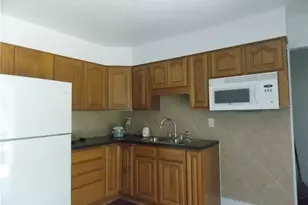 1227 Styer Dr, Bethel Twp, OH 45344 - Photo 7