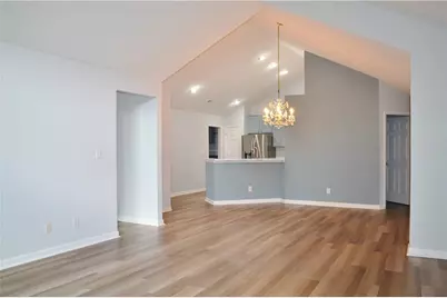 2647 Prestwick Village Circle Circle, Springfield, OH 45503 - Photo 3