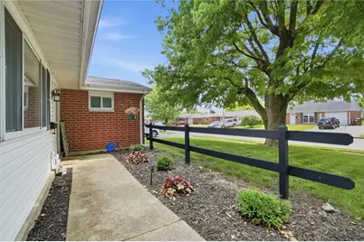 193 Oregon Drive, Xenia, OH 45385 - Photo 5