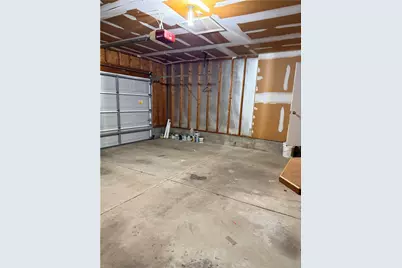 6046 Aaron Lane, Huber Heights, OH 45424 - Photo 17