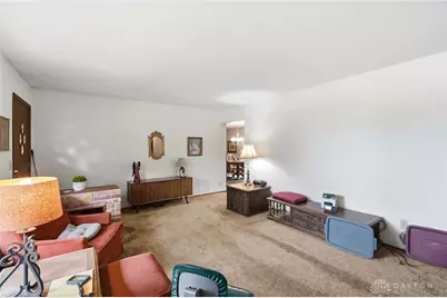 5912 Lombardy Court, West Carrollton, OH 45449 - Photo 11